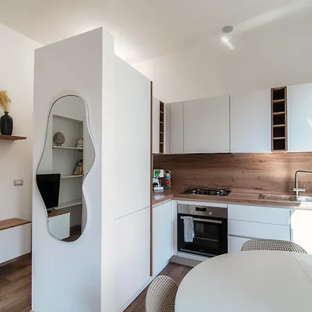 Casa Giulini - The House Of Travelers Apartamento *